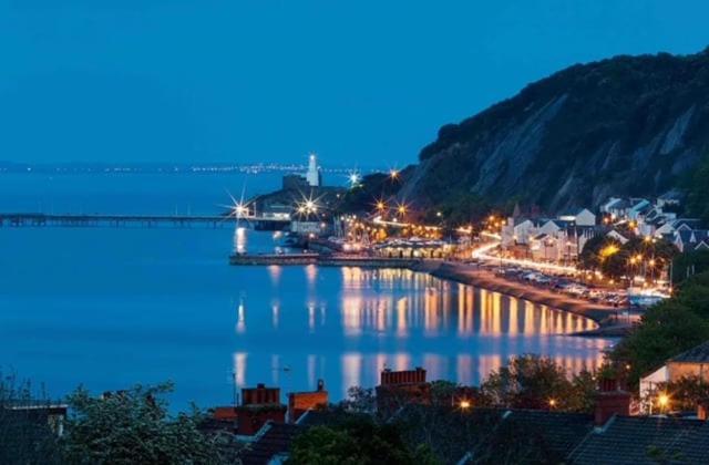 *Family Home In Mumbles. Close To The Beach* Ngoại thất bức ảnh